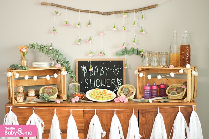 Decorar un baby shower: ideas para decorar mesas y paredes
