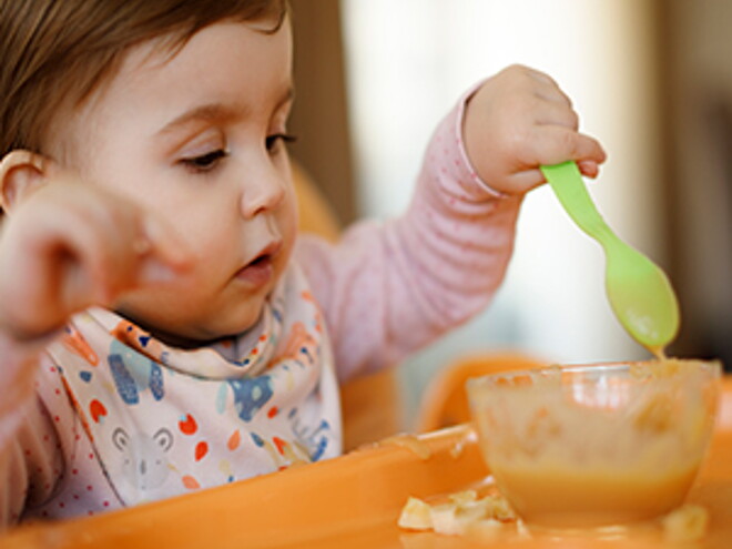 BABY-LED WEANING ALIMENTACIÓN GUIADA POR EL BEBÉ