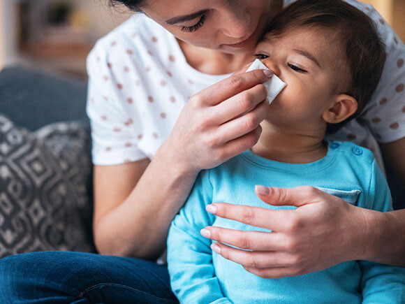 Hablamos de salud : Qué hacer cuando el bebé tiene mocos
