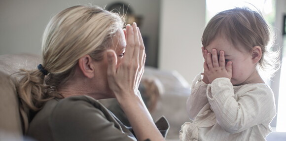 SALTARIN CENTRO DE ACTIVIDADES PARA BEBÉS «VIDA DEL BEBE» GRAY