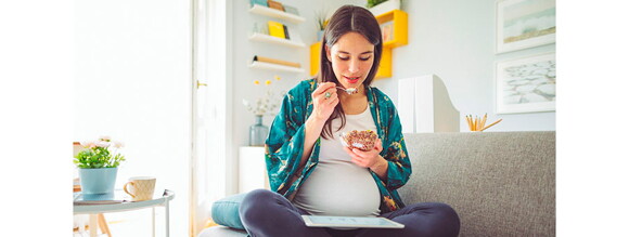 Las gestantes pueden preguntar qué alimentos tienen permitidos y cuáles deben evitar